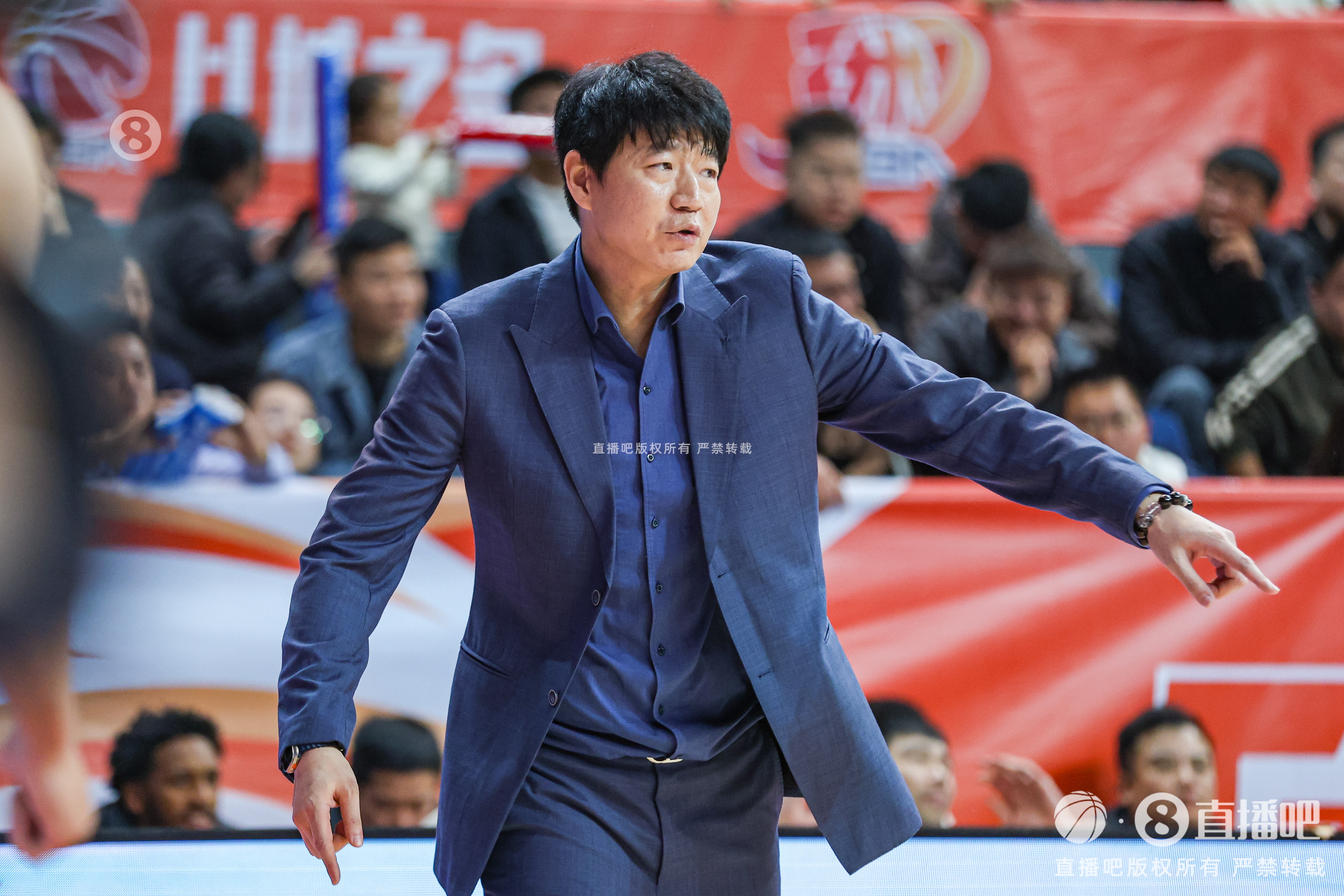 邱彪:球队有起伏正常 队伍也需要经历这种失败 还是自身不够强大