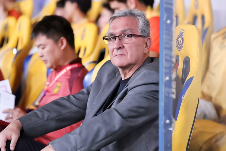 沪媒:庸帅伊万再次原形毕露,战术设计略老套临场调整过于保守
